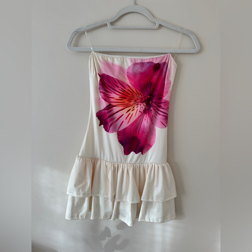 Windsor white Mini Dress with floral design